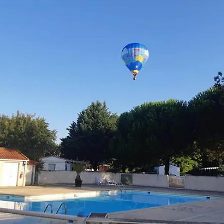 Familial - Terrasse, 2 Chambres, Jusqu'a 5 Pers. - Api-1-52-751 *