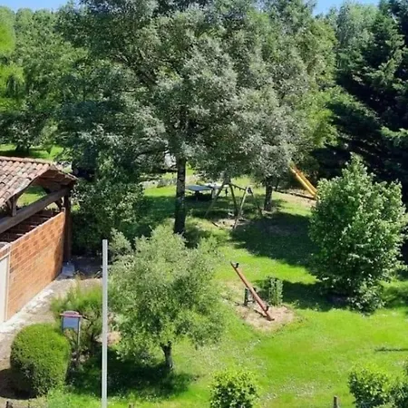 Familial - Terrasse, 2 Chambres, Jusqu'a 5 Pers. - Api-1-52-751