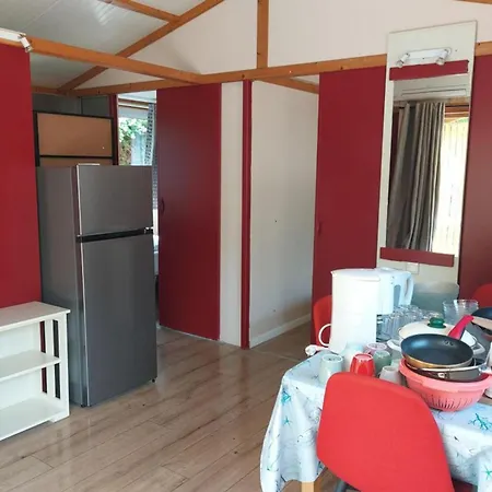 Familial - Terrasse, 2 Chambres, Jusqu'a 5 Pers. - Api-1-52-751 Camping *