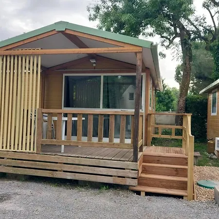 Familial - Terrasse, 2 Chambres, Jusqu'a 5 Pers. - Api-1-52-751 Camping *